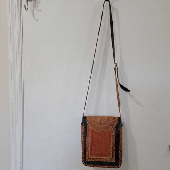 Handmade Tooled Leather Crossbody Satchel Bag Black Brown Made in Mexico - Picture 6 of 16